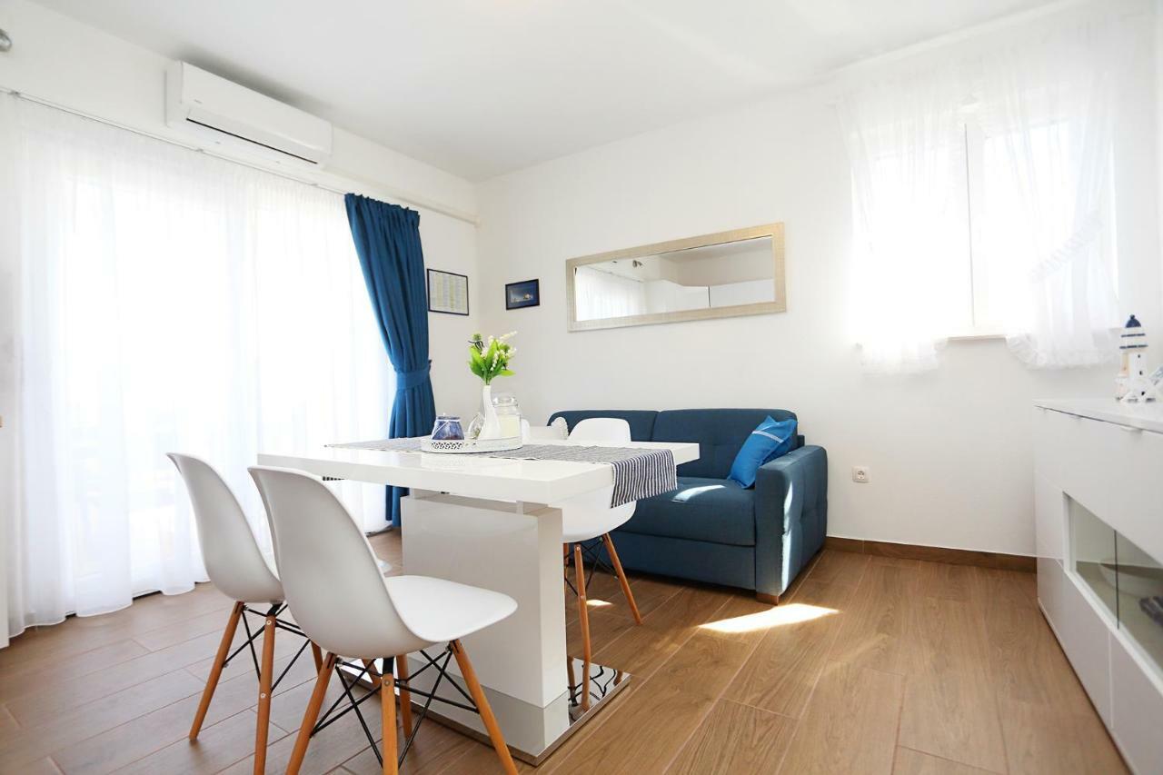 Apartments Romarin Supetar Kültér fotó
