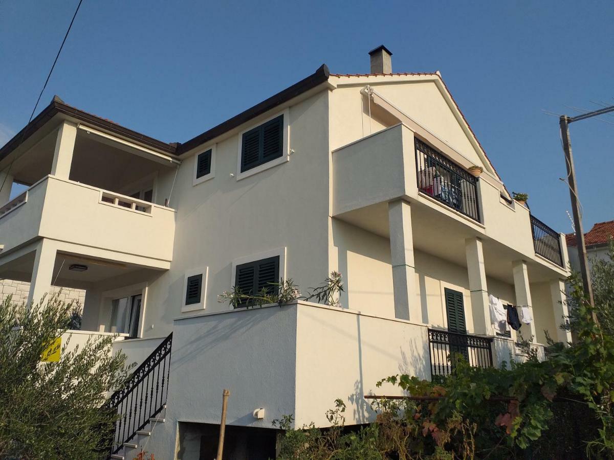 Apartments Romarin Supetar Kültér fotó